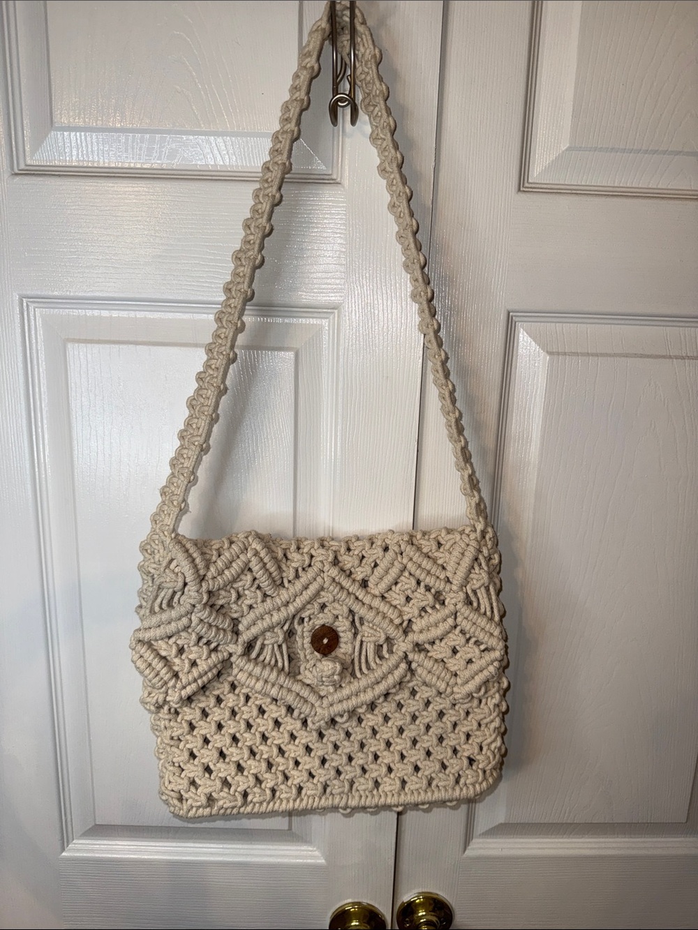 Handmade Macramé Crossbody Bag in Cream